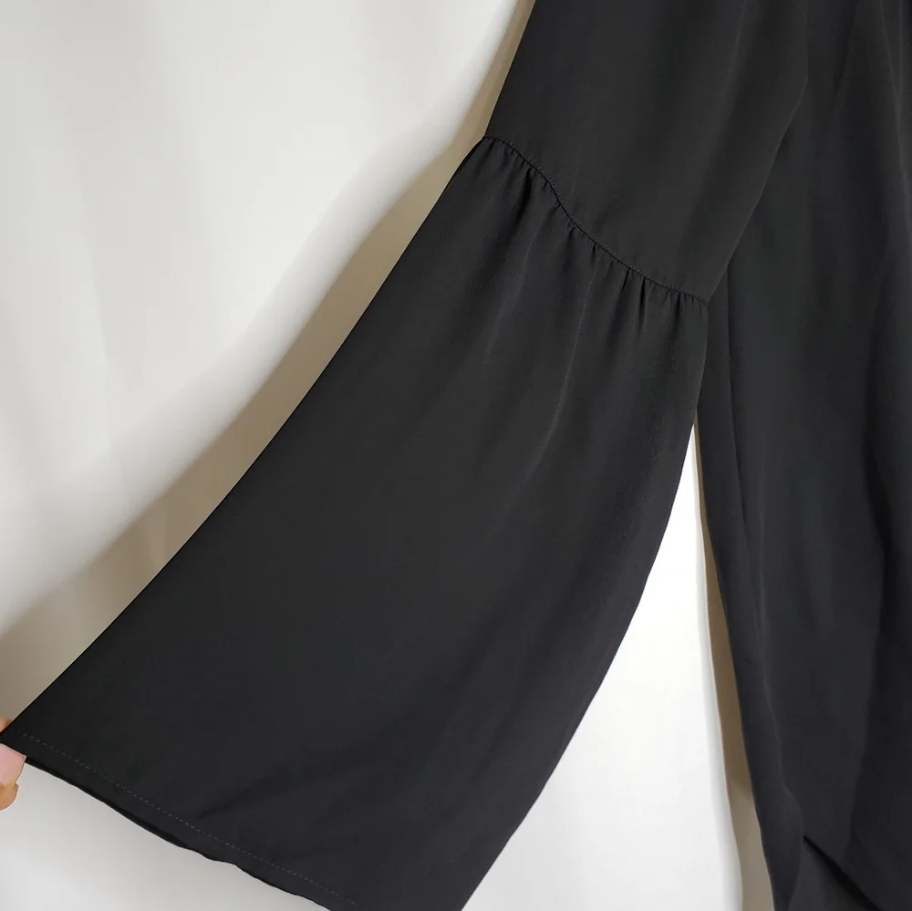 Women's long sleeve Express blouse size Medium - Picture 2 of 6